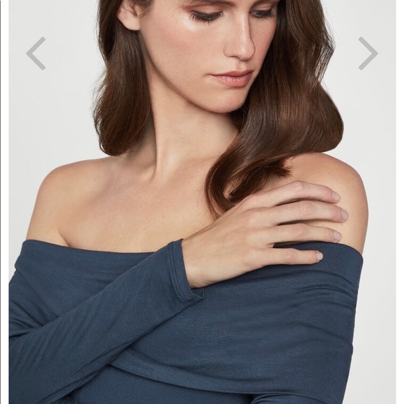 BCBG Off-shoulder tunic/ dress - Picture 3 of 4